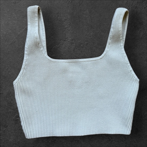 Aritzia Babaton Sculpt Knit Square neck Cropped Tank Size Small Matte Pearl - Picture 3 of 7